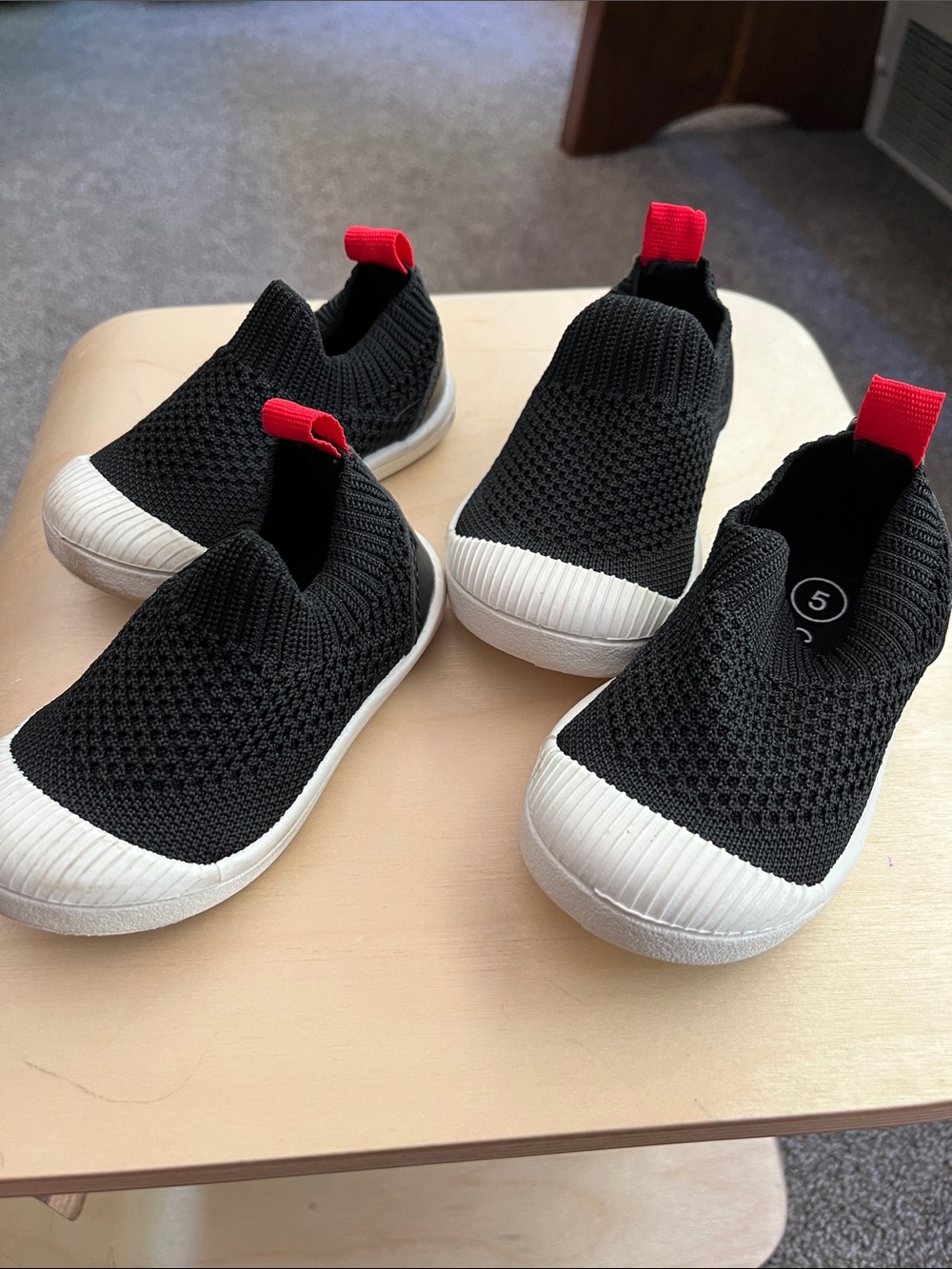 Kids Slip-On Knit Sneakers - Black with Red Pull Tab